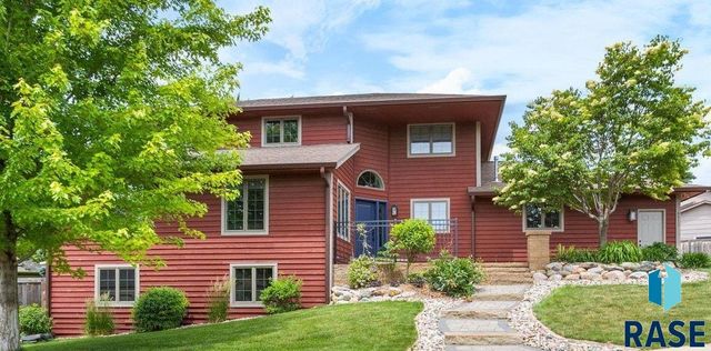 4513 S Southridge Dr Drive, Sioux Falls, SD 57105