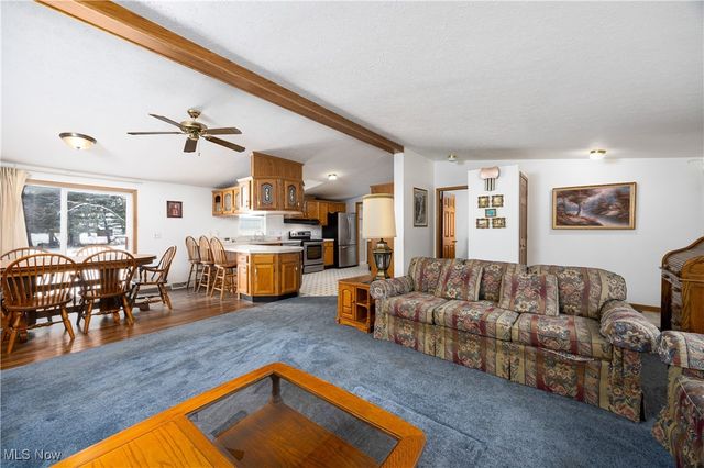 168 2nd Street SE, Barberton, OH 44203