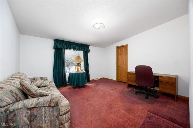 168 2nd Street SE, Barberton, OH 44203