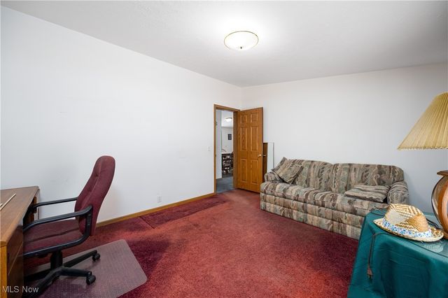 168 2nd Street SE, Barberton, OH 44203