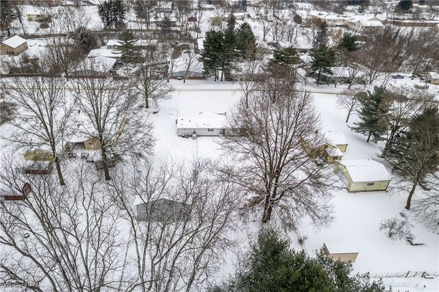 168 2nd Street SE, Barberton, OH 44203