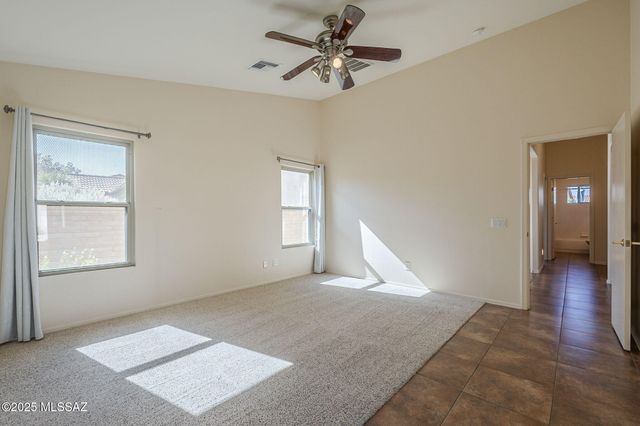 1781 E Redstart Road, Green Valley, AZ 85614