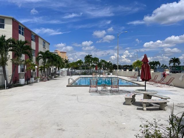 1800 79th Street Causeway 109, North Bay Village, FL 33141