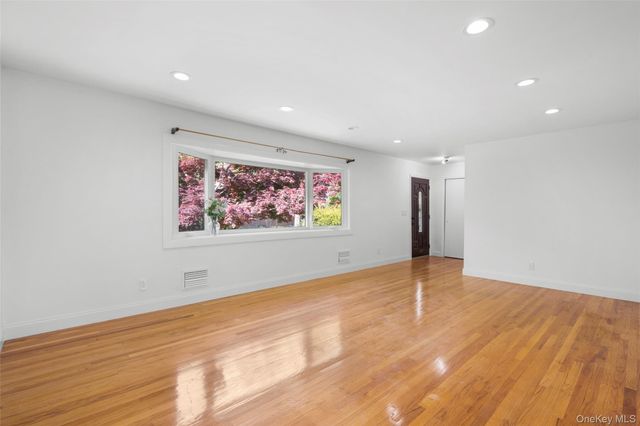 71 Bacon Place, Yonkers, NY 10710