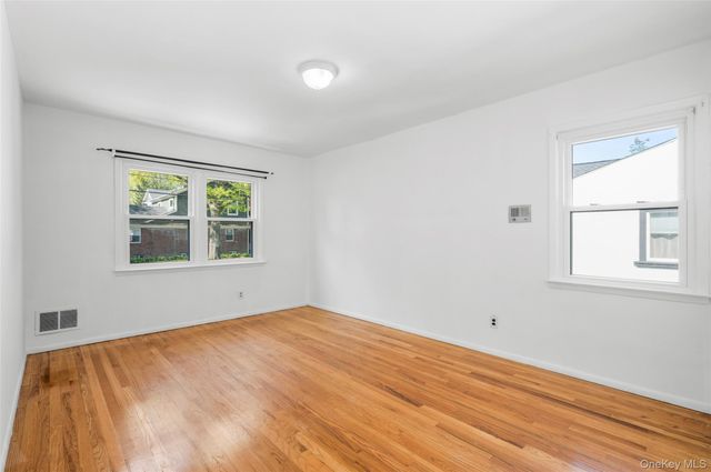 71 Bacon Place, Yonkers, NY 10710