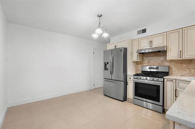 71 Bacon Place, Yonkers, NY 10710