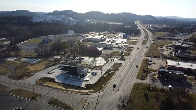 925 W Main St, Woodbury, TN 37190