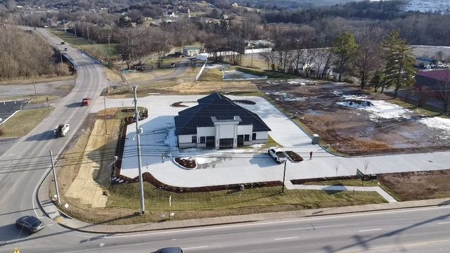 925 W Main St, Woodbury, TN 37190