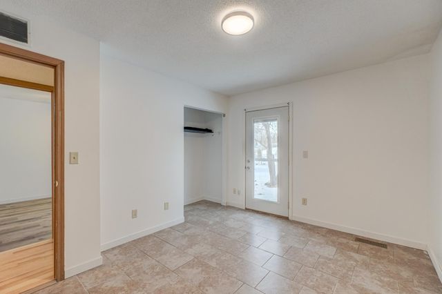 14334 Upper 56th Street N, Stillwater, MN 55082