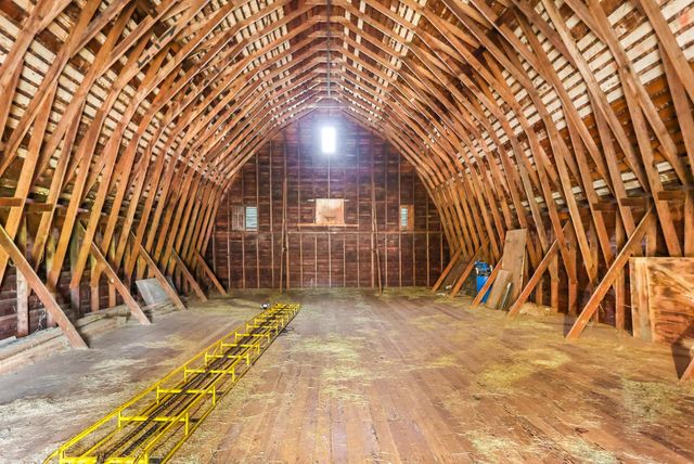 32 Bean Hill Road, Northfield, NH 03276