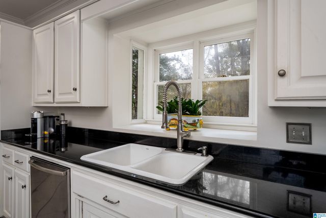 4237 OLD LEEDS LANE, Mountain Brook, AL 35213