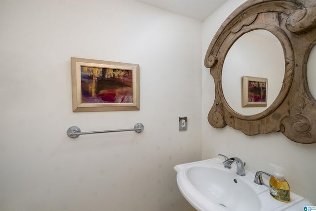 4237 OLD LEEDS LANE, Mountain Brook, AL 35213