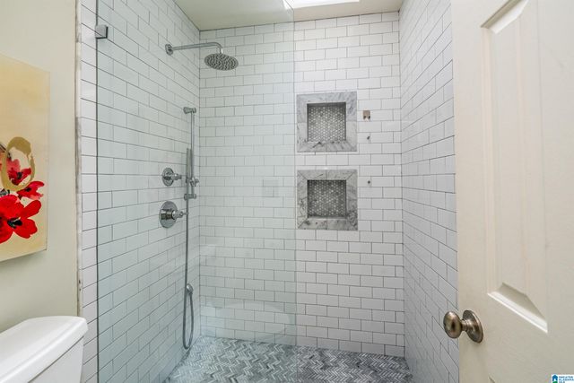 4237 OLD LEEDS LANE, Mountain Brook, AL 35213