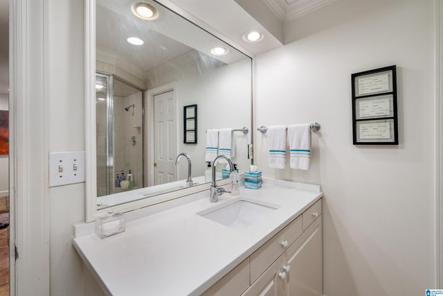 4237 OLD LEEDS LANE, Mountain Brook, AL 35213