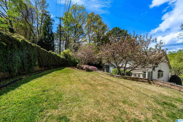 4237 OLD LEEDS LANE, Mountain Brook, AL 35213