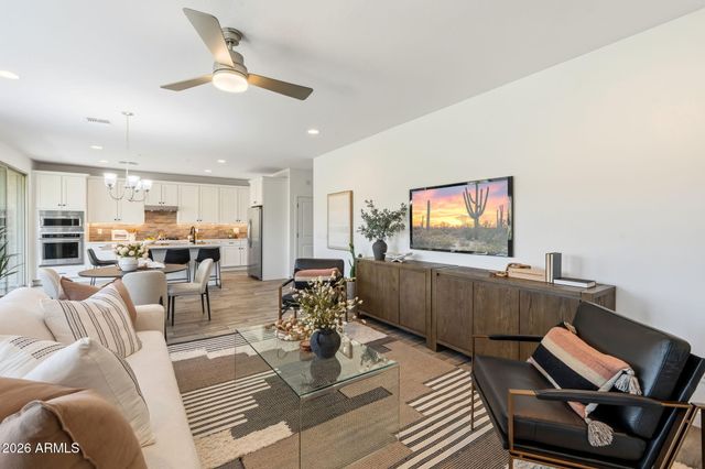 6447 N 17th Place, Phoenix, AZ 85016