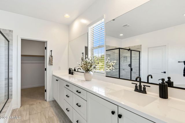6447 N 17th Place, Phoenix, AZ 85016