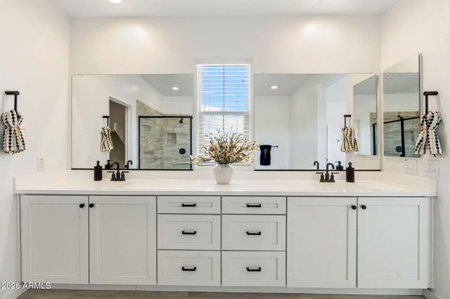 6447 N 17th Place, Phoenix, AZ 85016