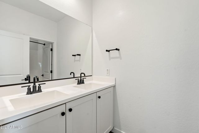 6447 N 17th Place, Phoenix, AZ 85016