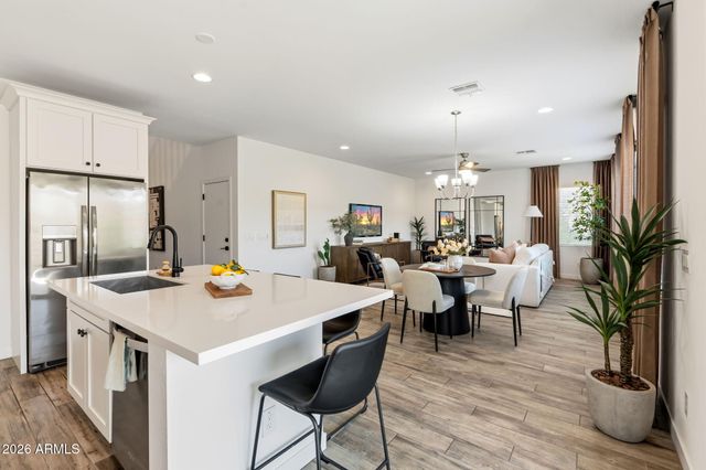 6447 N 17th Place, Phoenix, AZ 85016