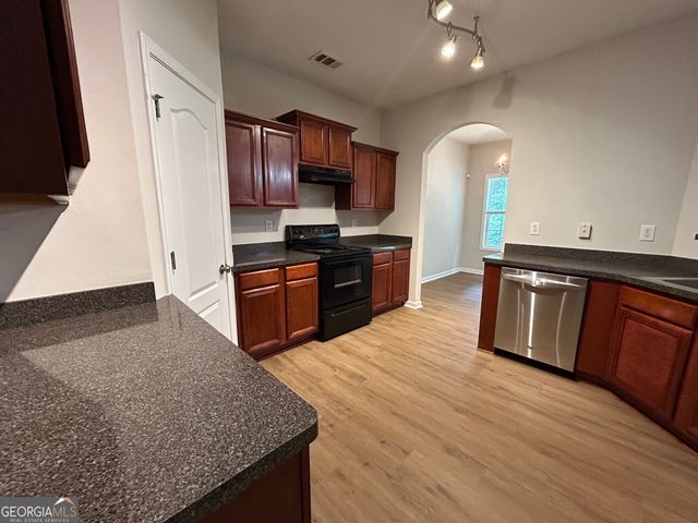 6533 Silk Tree Pte, Braselton, GA 30517