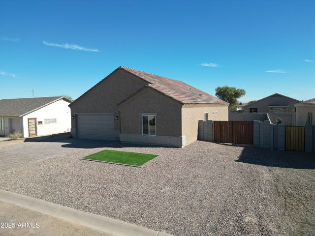 15081 S Redondo Road, Arizona City, AZ 85123