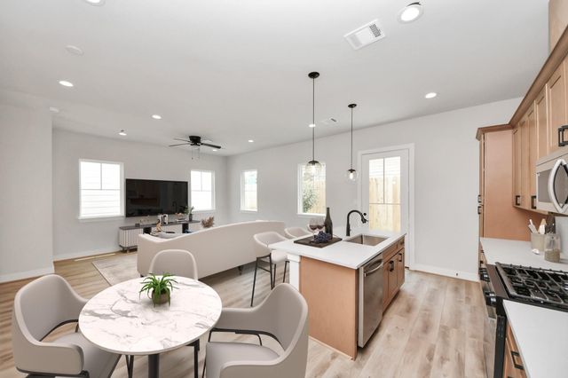 6515 Old Olive Tree Drive, Houston, TX 77091