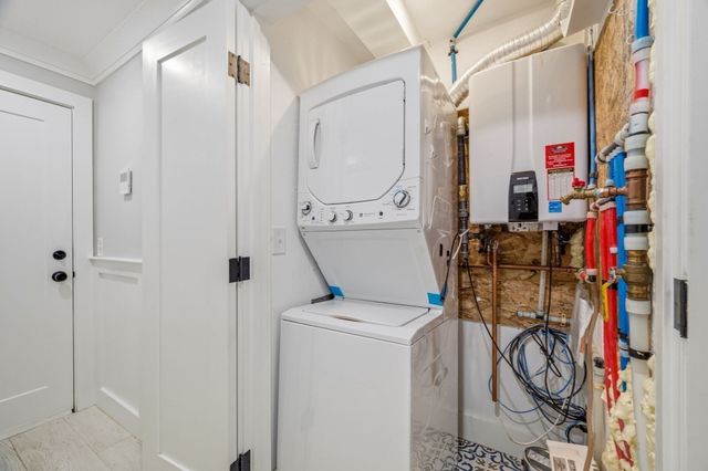 1252 Broadway Street 7, Somerville, MA 02144