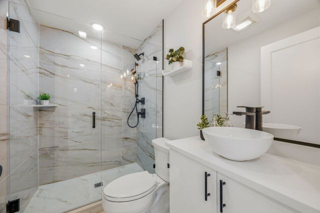 1252 Broadway Street 7, Somerville, MA 02144