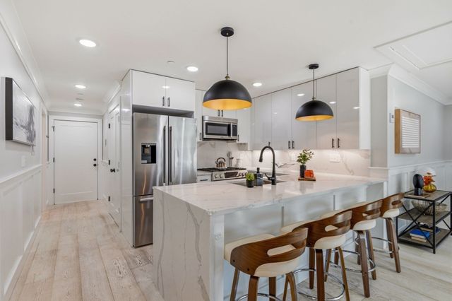 1252 Broadway Street 7, Somerville, MA 02144