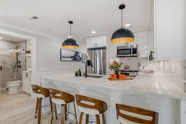 1252 Broadway Street 7, Somerville, MA 02144