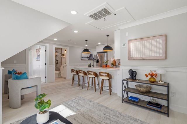 1252 Broadway Street 7, Somerville, MA 02144