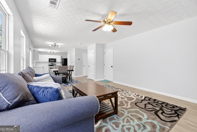 3279 Deer Valley Drive NW, Acworth, GA 30101