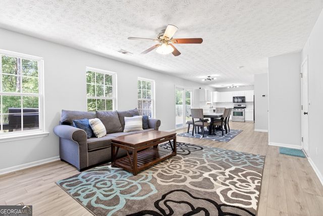 3279 Deer Valley Drive NW, Acworth, GA 30101