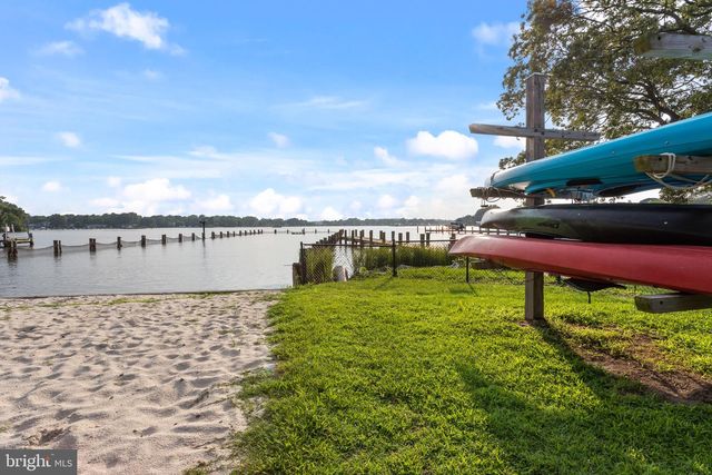 4912 BEECH ST, Shady Side, MD 20764