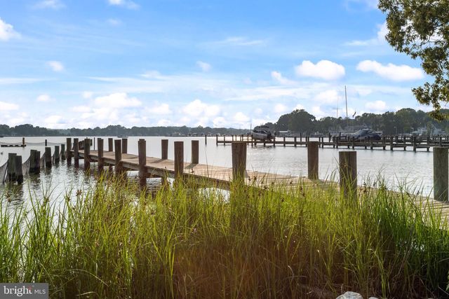 4912 BEECH ST, Shady Side, MD 20764