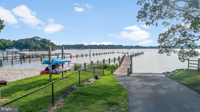 4912 BEECH ST, Shady Side, MD 20764