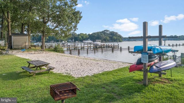 4912 BEECH ST, Shady Side, MD 20764