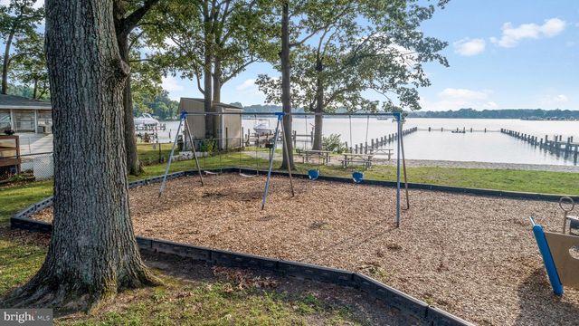 4912 BEECH ST, Shady Side, MD 20764