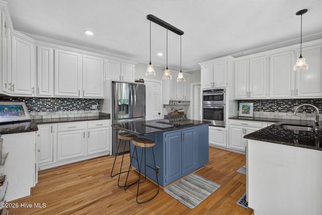 3232 Amber Drive, Wilmington, NC 28409