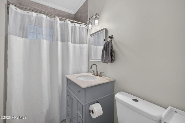 3232 Amber Drive, Wilmington, NC 28409