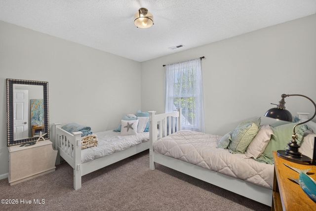 3232 Amber Drive, Wilmington, NC 28409