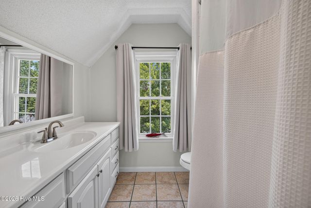 3232 Amber Drive, Wilmington, NC 28409