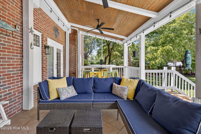 3232 Amber Drive, Wilmington, NC 28409