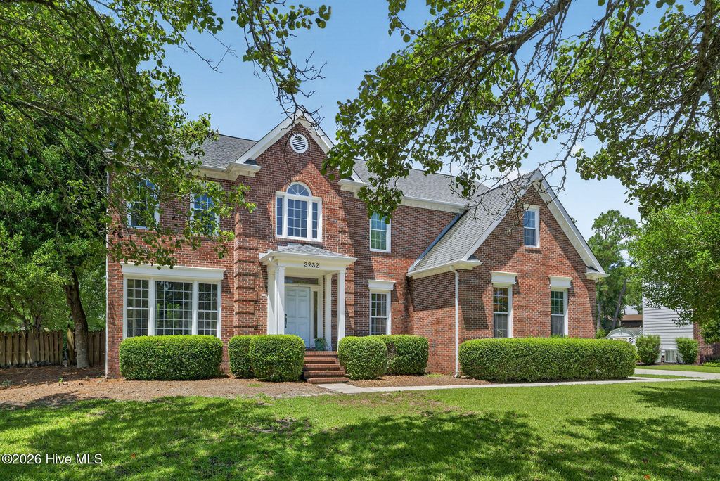 3232 Amber Drive, Wilmington, NC 28409