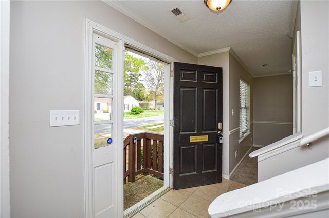 6020 Running Deer Road, Charlotte, NC 28214