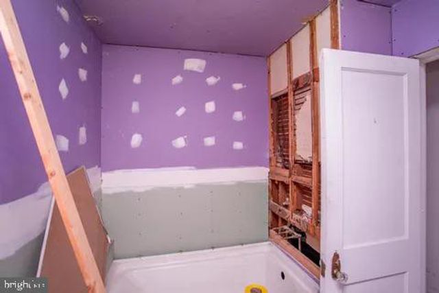6148 W OXFORD ST, Philadelphia, PA 19151