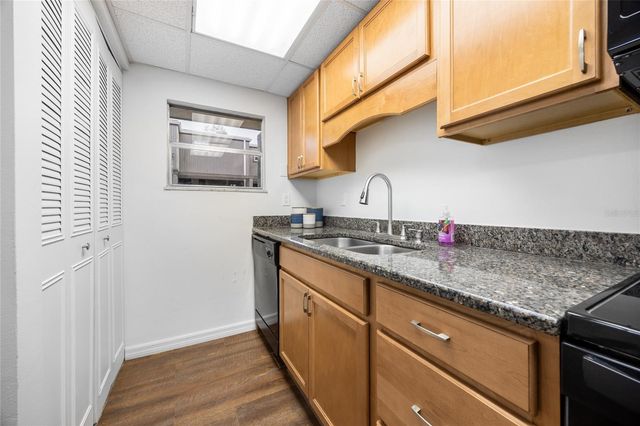 711 SW 75TH STREET 106, Gainesville, FL 32607