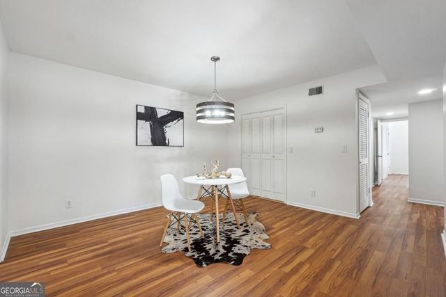 6851 Roswell Road N-20, Sandy Springs, GA 30328