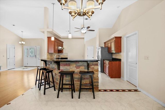 7807 Lola Circle, Navarre, FL 32566